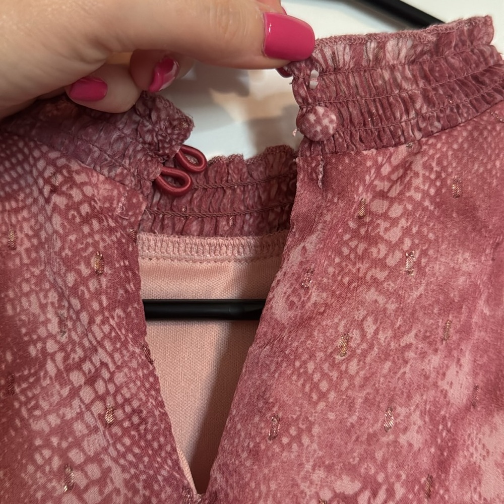 Pink Long-Sleeve Snake Skin Tiered Dress - Picture 4 of 6